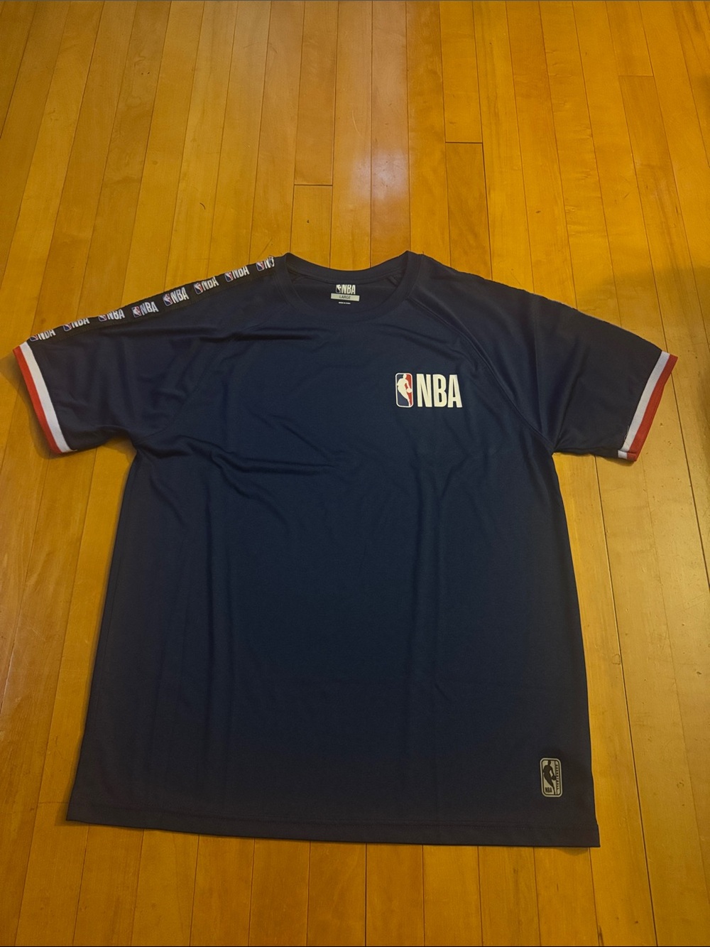 NBA logo wear royal blue performance Tee with NBA ribbon Sleeve Trim men’s L